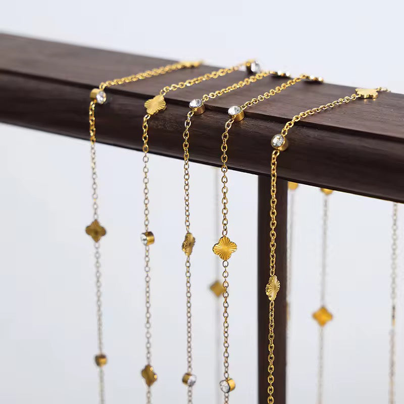 Frill Clover Chain