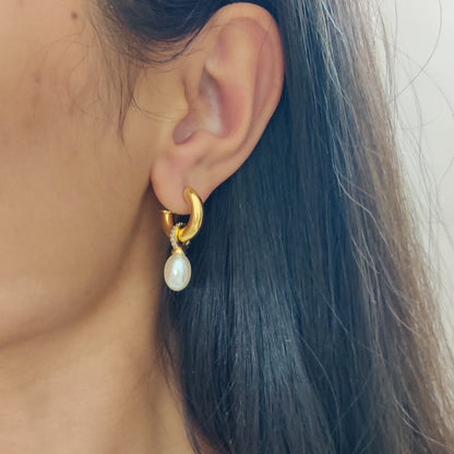 Pearl Drop Earrings