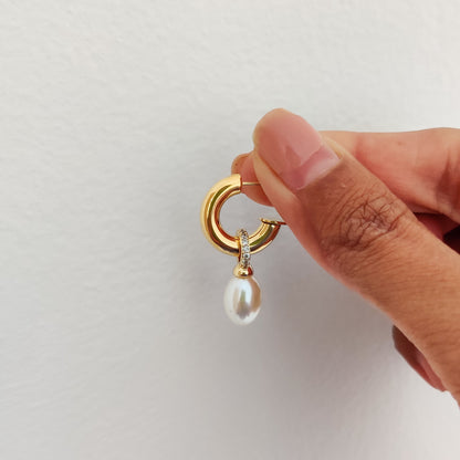 Pearl Drop Earrings