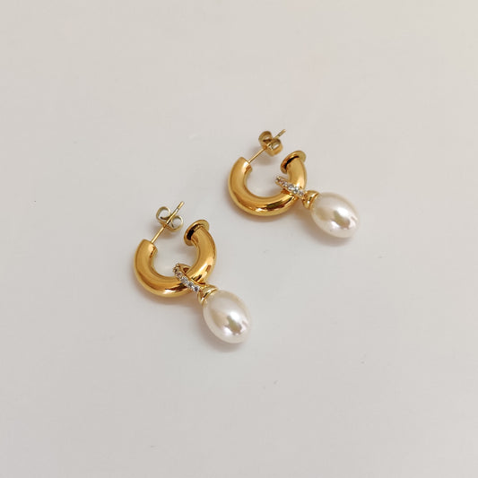 Pearl Drop Earrings